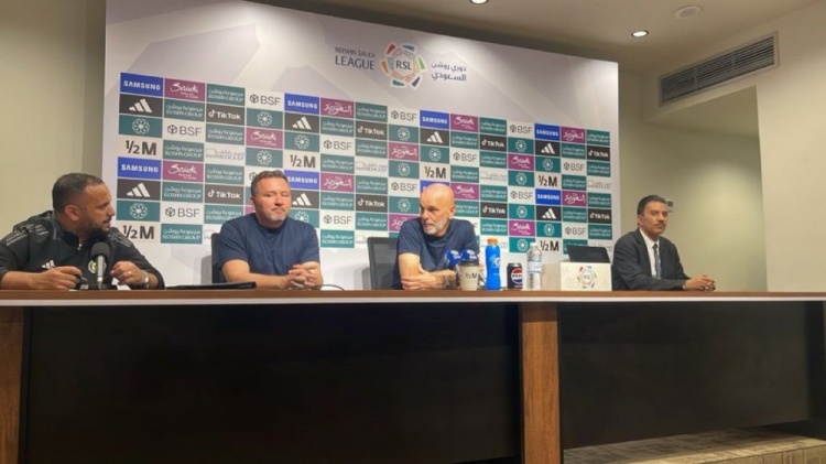  皮奧利：球隊(duì)并未因推遲開球而受影響，利雅得勝利配得上勝利