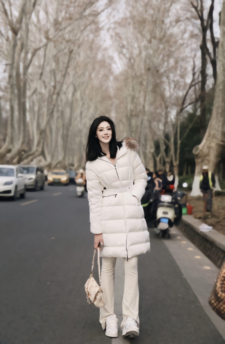  煙雨下江南！卓識游南京：卿言一句梧桐美 吾種梧桐滿京城
