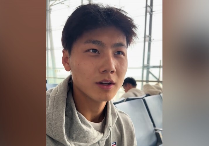  為何半場過后不久被換下？毛偉杰：兩條腿特別緊，李導(dǎo)怕我受傷