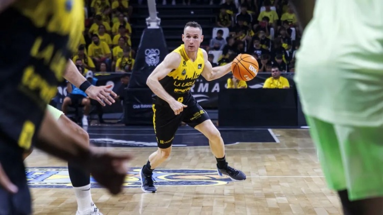  NBA初代老六，42歲進(jìn)入生涯巔峰？！