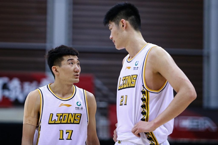  本賽季主場金身告破！張寧上籃絕殺 廣廈12連勝&主場19連勝遭終結(jié)