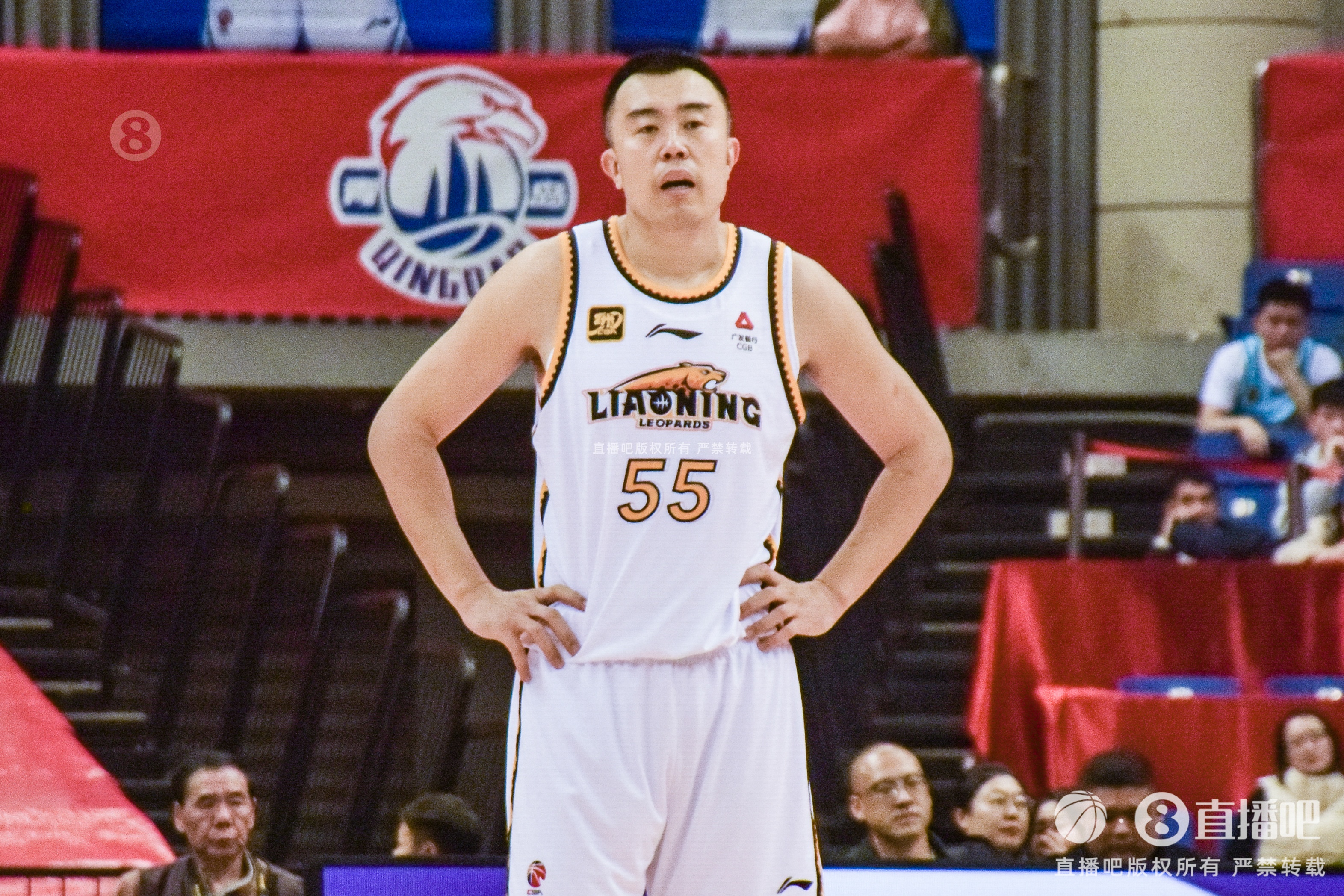  老將盡力了！韓德君5中4高效拿下14分6籃板