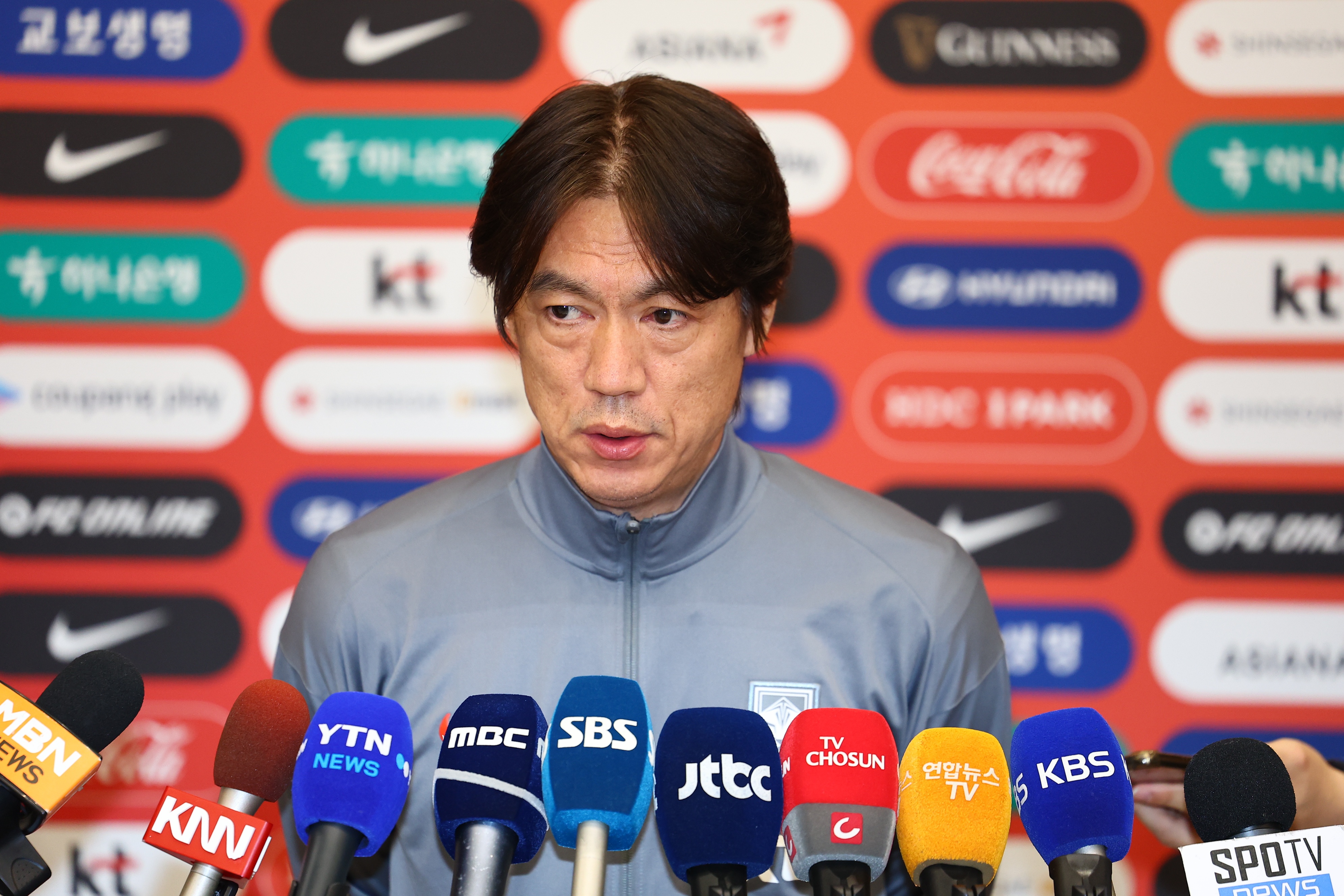  洪明甫不滿：金玟哉對國家隊也重要，拜仁缺乏對球員的保護